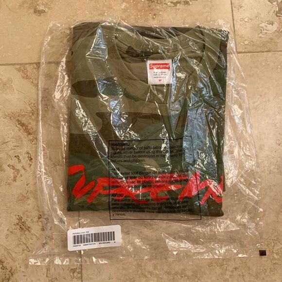 Supreme futura logo camouflage camo T-shirt shirt - Picture 3 of 4